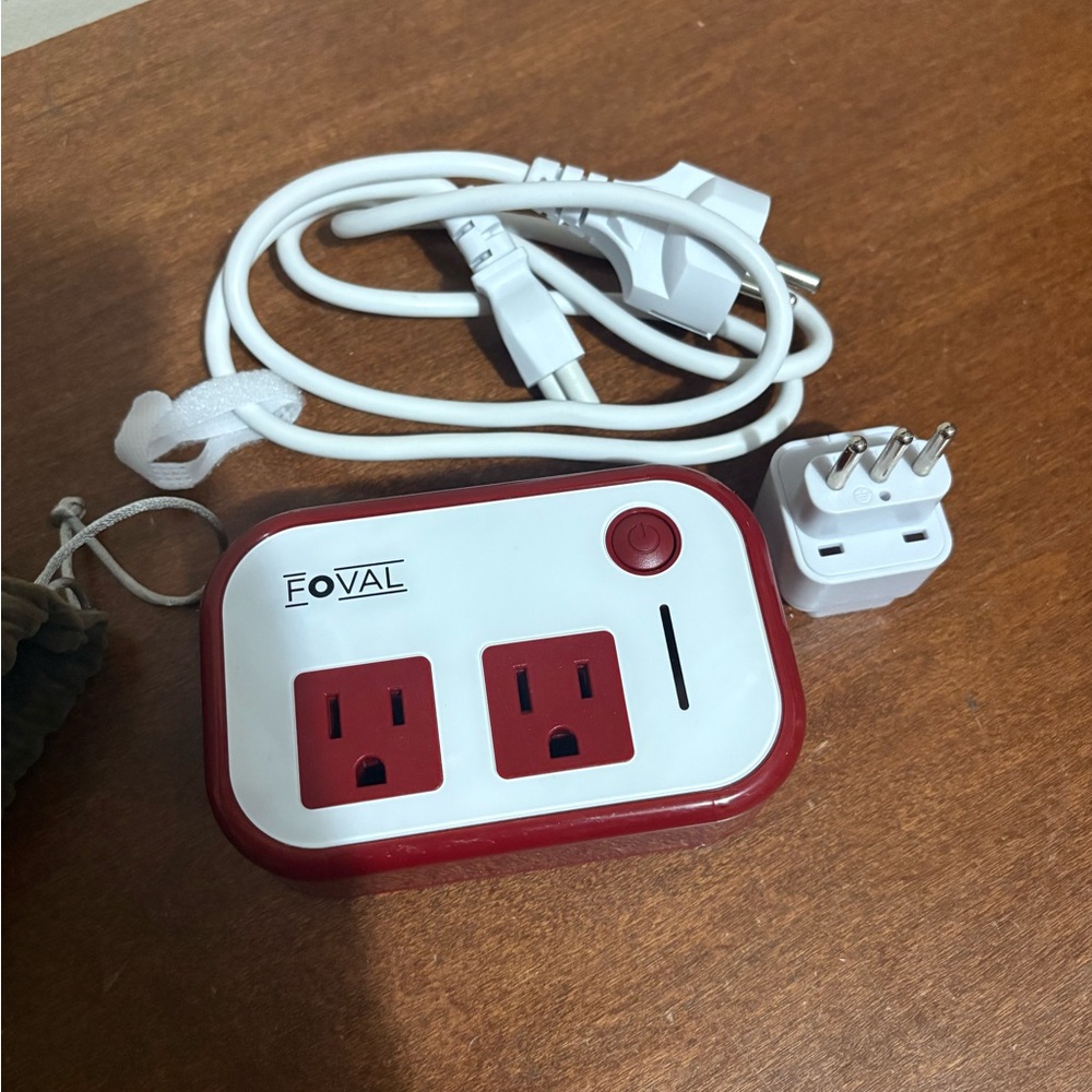 Foval 230W Universal Voltage Converter Power Adapter with International Plug Set